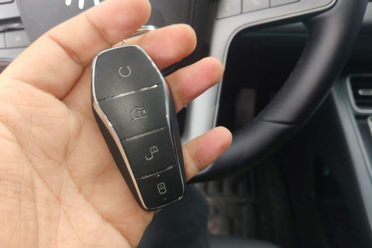 Used BYD Qin L 2026 DM-i 128KM Leading Edition Interior 1