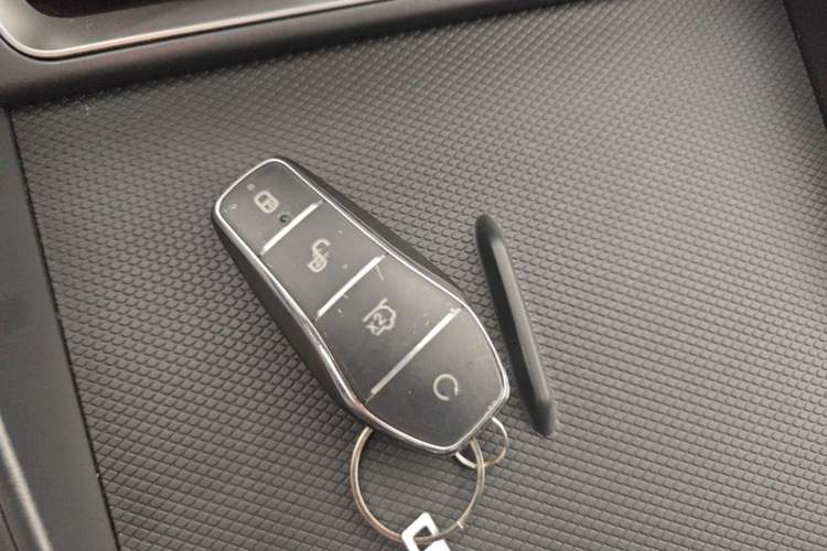 Used BYD Qin L 2026 DM-i 128KM Leading Edition Interior 1