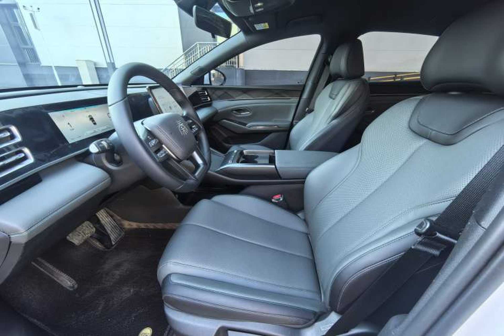 Used BYD Qin L 2026 DM-i 128KM Progressive Edition Interior 1