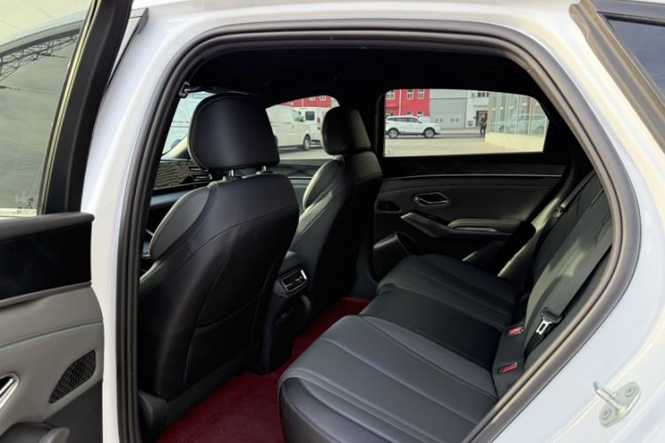 Used BYD Qin L 2026 DM-i 128KM Leading Edition Interior 12