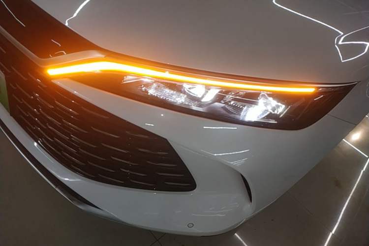 Used BYD Qin L 2026 DM-i 128KM Progressive Edition Left Front Headlight