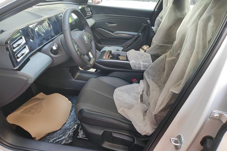 Used BYD Qin L 2026 DM-i 128KM Progressive Edition Left Front Seat