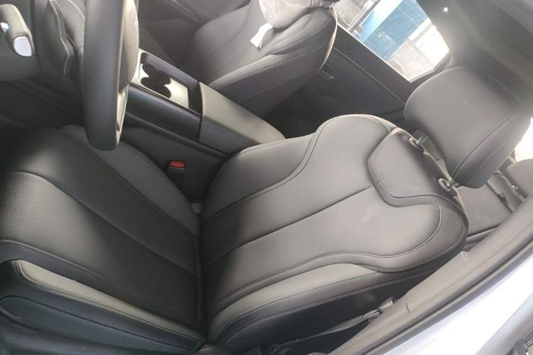 Used BYD Qin L 2026 Model DM-i 210KM Beyond Version Left Front Seat