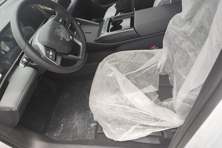 Used BYD Qin L 2026 DM-i 128KM Progressive Edition Left Front Seat