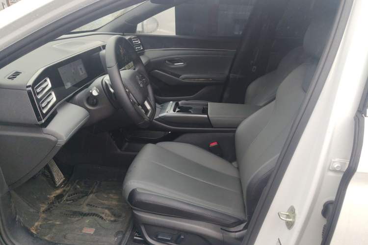 Used BYD Qin L 2026 DM-i 128KM Leading Edition Left Front Seat