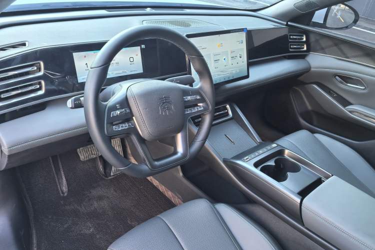 Used BYD Qin L 2026 DM-i 128KM Progressive Edition Left Front Seat