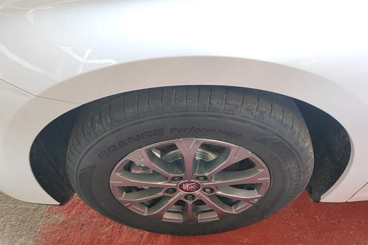 Used BYD Qin L 2026 DM-i 128KM Progressive Edition Left Front Wheel Hub