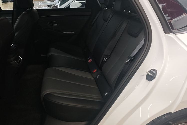 Used BYD Qin L 2026 DM-i 128KM Progressive Edition Left Rear Seat