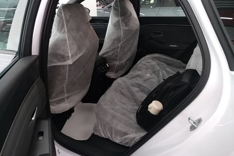Used BYD Qin L 2026 DM-i 128KM Progressive Edition Left Rear Seat