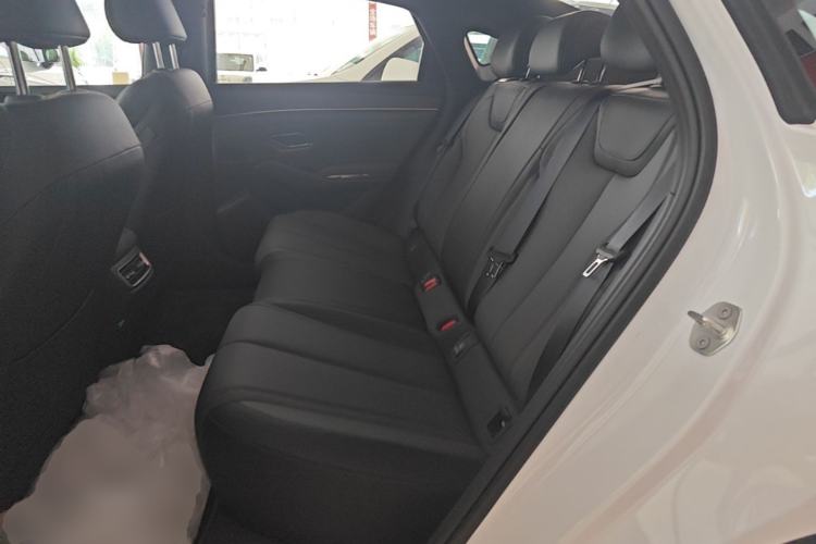 Used BYD Qin L 2026 DM-i 128KM Leading Edition Left Rear Seat