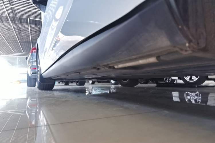 Used BYD Qin L 2026 DM-i 128KM Progressive Edition Left Side Sill