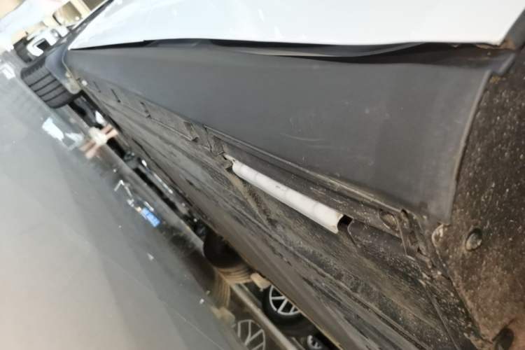 Used BYD Qin L 2026 DM-i 128KM Leading Edition Left Side Sill