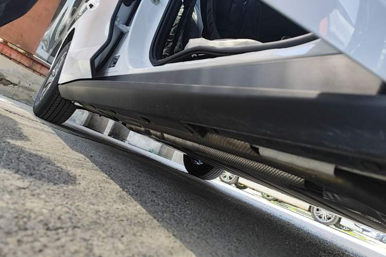 Used BYD Qin L 2026 DM-i 128KM Progressive Edition Left Side Sill