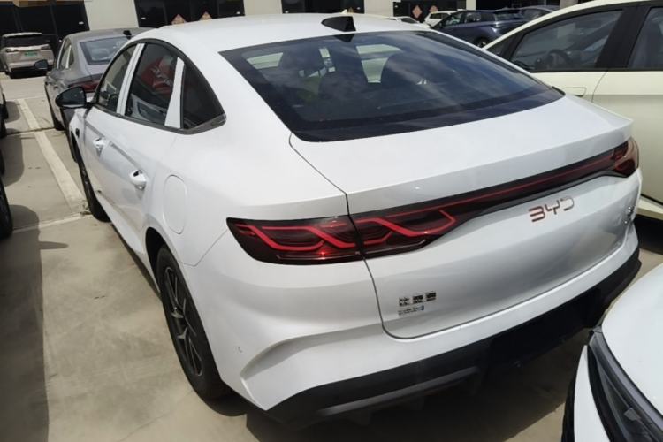 Used BYD Qin L 2026 DM-i 128KM Leading Edition Rear Left 45 Deg