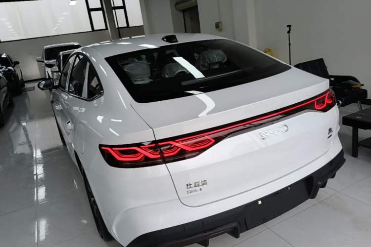 Used BYD Qin L 2026 DM-i 128KM Leading Edition Rear Left 45 Deg