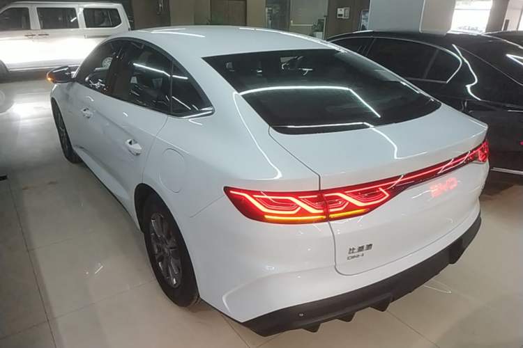 Used BYD Qin L 2026 DM-i 128KM Progressive Edition Rear Left 45 Deg