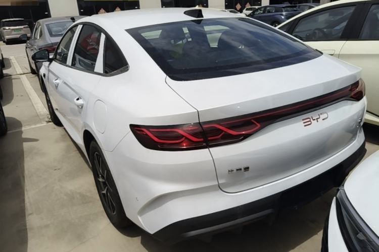 Used BYD Qin L 2026 DM-i 128KM Leading Edition Rear Left 45 Deg
