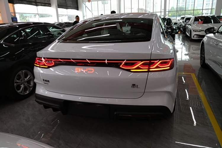 Used BYD Qin L 2026 DM-i 128KM Progressive Edition Rear