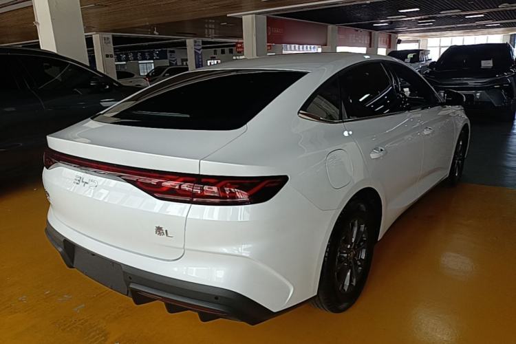 Used BYD Qin L 2026 DM-i 128KM Progressive Edition Rear Right 45 Deg