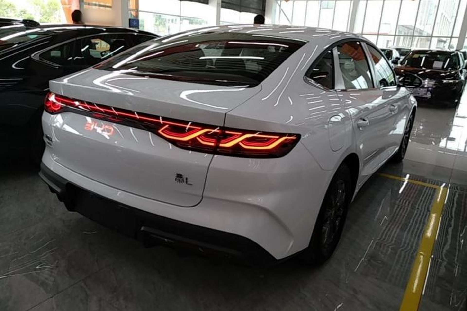 Used BYD Qin L 2026 DM-i 128KM Progressive Edition Rear Right 45 Deg