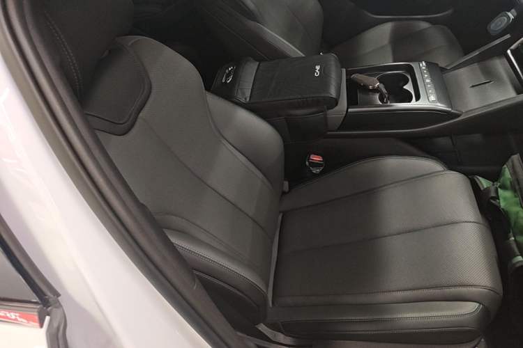 Used BYD Qin L 2026 DM-i 128KM Progressive Edition Right Front Seat