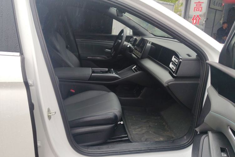 Used BYD Qin L 2026 DM-i 128KM Leading Edition Right Front Seat
