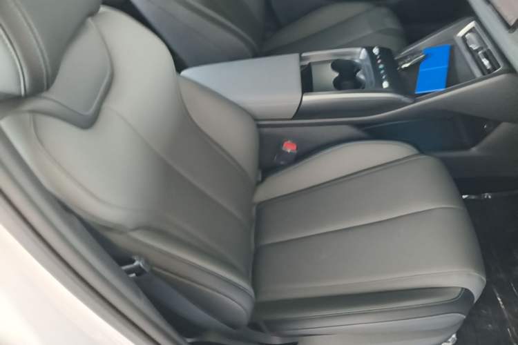 Used BYD Qin L 2026 DM-i 128KM Leading Edition Right Front Seat