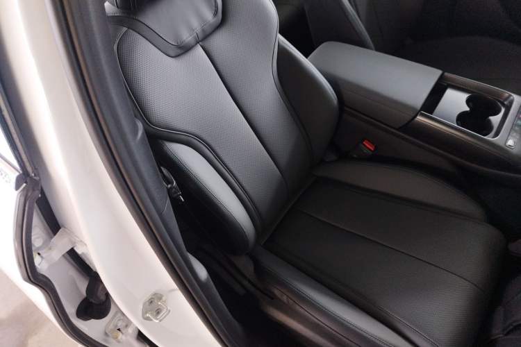 Used BYD Qin L 2026 DM-i 128KM Leading Edition Right Front Seat