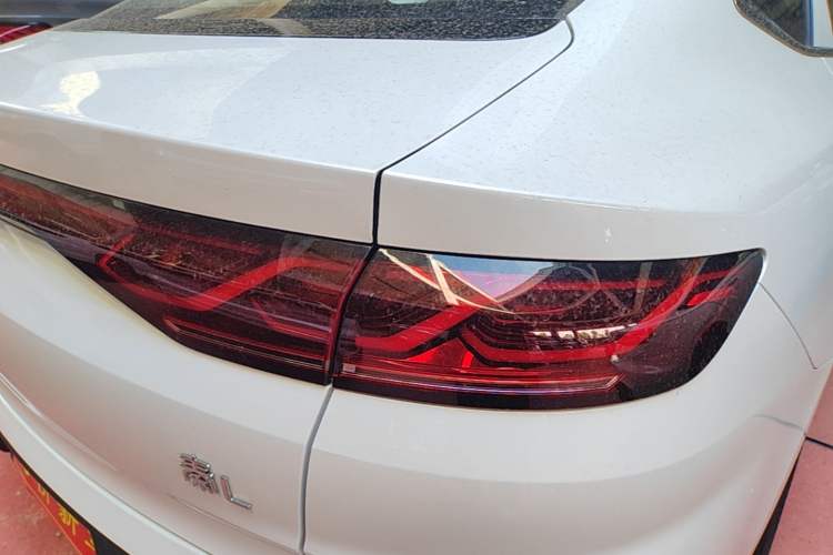 Used BYD Qin L 2026 DM-i 128KM Progressive Edition Right Rear Taillight
