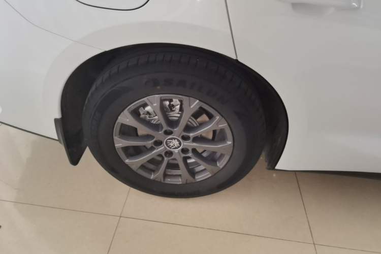 Used BYD Qin L 2026 DM-i 128KM Progressive Edition Right Rear Wheel Hub
