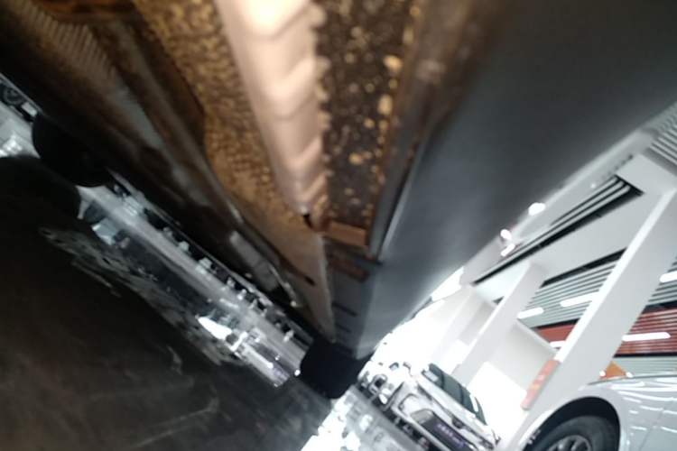 Used BYD Qin L 2026 DM-i 128KM Progressive Edition Right Side Sill