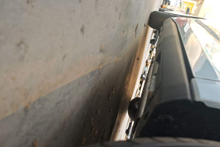 Used BYD Qin L 2026 DM-i 128KM Progressive Edition Right Side Sill