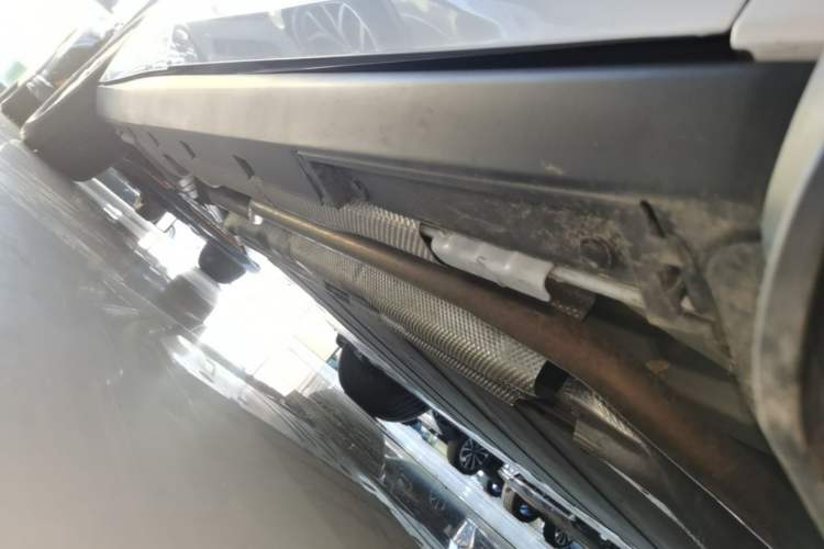 Used BYD Qin L 2026 DM-i 128KM Leading Edition Right Side Sill
