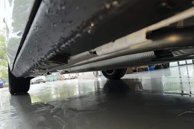 Used BYD Qin L 2026 DM-i 128KM Leading Edition Right Side Sill