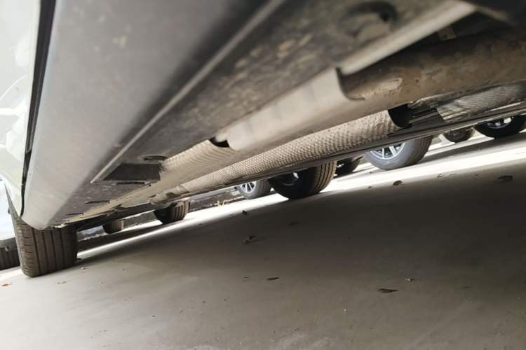Used BYD Qin L 2026 DM-i 128KM Leading Edition Right Side Sill