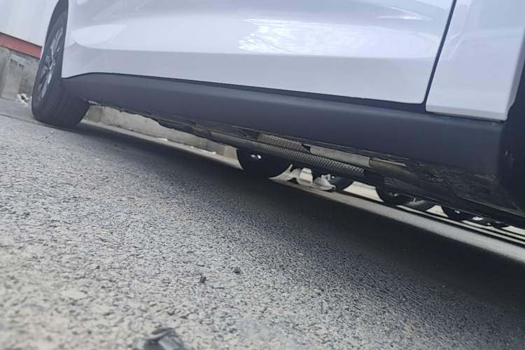 Used BYD Qin L 2026 DM-i 128KM Progressive Edition Right Side Sill