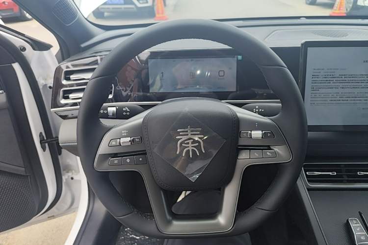 Used BYD Qin L 2026 DM-i 128KM Progressive Edition Steering Wheel