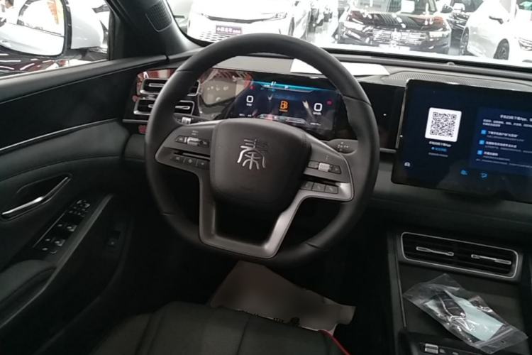 Used BYD Qin L 2026 DM-i 128KM Progressive Edition Steering Wheel