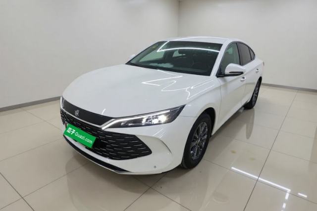 Ojetý BYD Qin L 2026 DM-i 128KM Progressive Edition