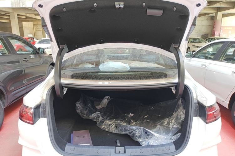 Used BYD Qin L 2026 DM-i 128KM Progressive Edition Trunk
