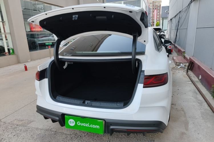 Used BYD Qin L 2026 Model DM-i 210KM Beyond Version Trunk