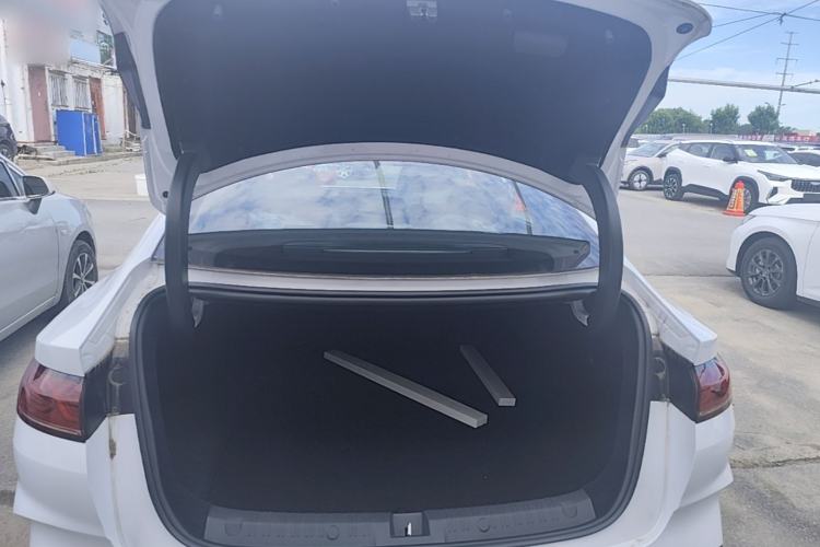 Used BYD Qin L 2026 DM-i 128KM Progressive Edition Trunk