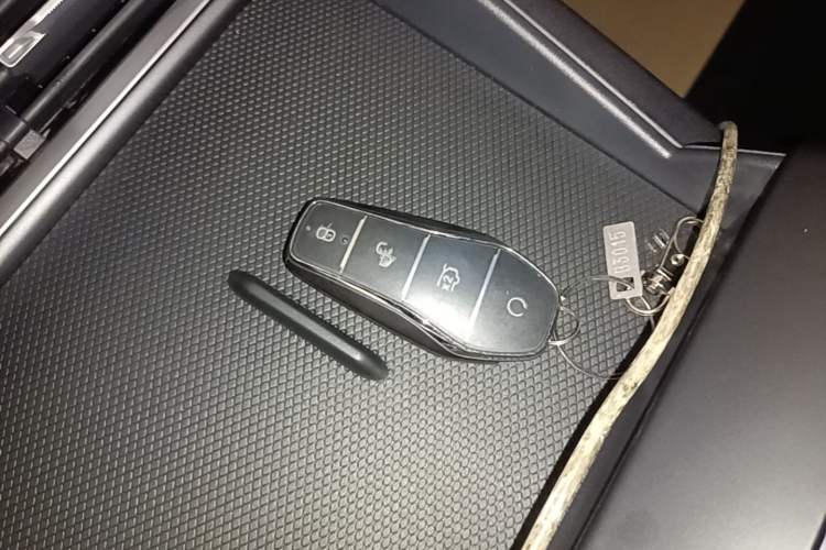 Used BYD Qin L 2026 DM-i 128KM Progressive Edition Vehicle Key