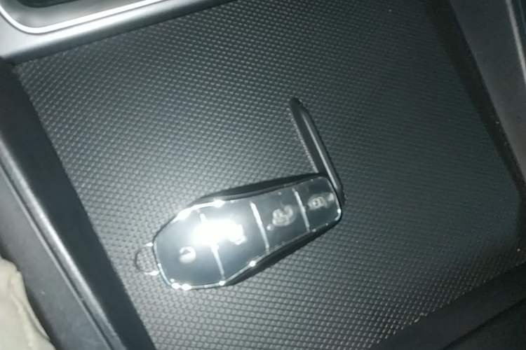 Used BYD Qin L 2026 DM-i 128KM Progressive Edition Vehicle Key