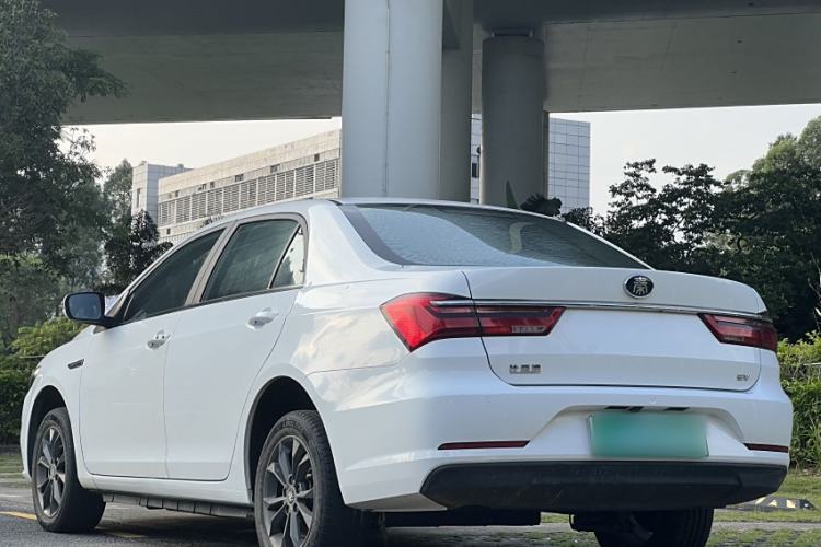 Used BYD Qin New Energy 2019 Travel Edition Exterior 3