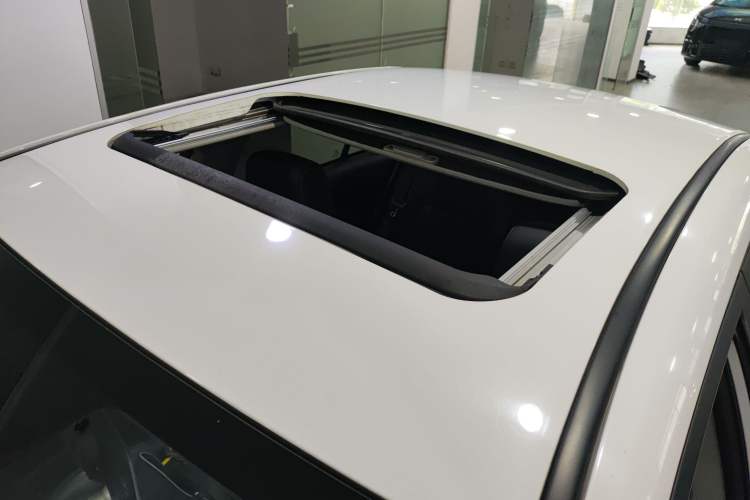 Used BYD Qin New Energy 2019 Travel Edition Roof