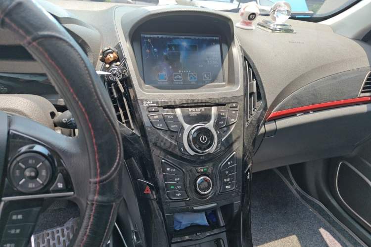 Used BYD Qin New Energy 2014 1.5T Flagship Model Audio And AC Panel