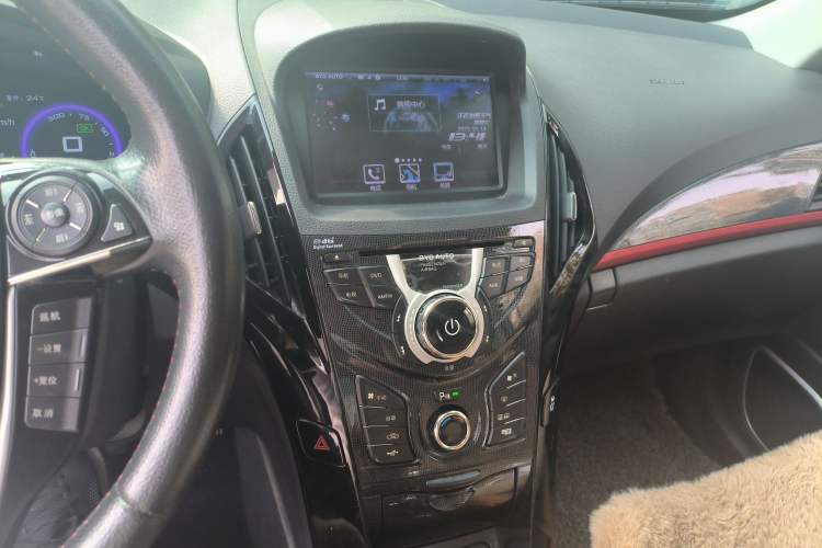 Used BYD Qin New Energy 2014 1.5T Flagship Model Audio And AC Panel