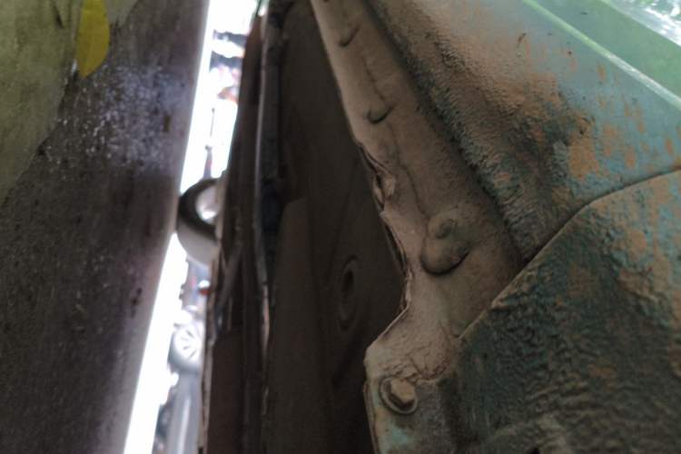 Used BYD Qin New Energy 2014 1.5T Flagship Model Chassis Front Right