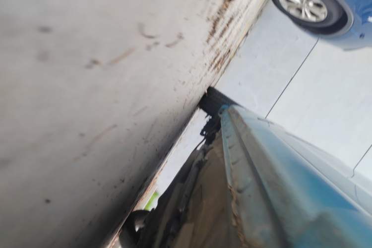 Used BYD Qin New Energy 2014 1.5T Flagship Model Chassis Front Right